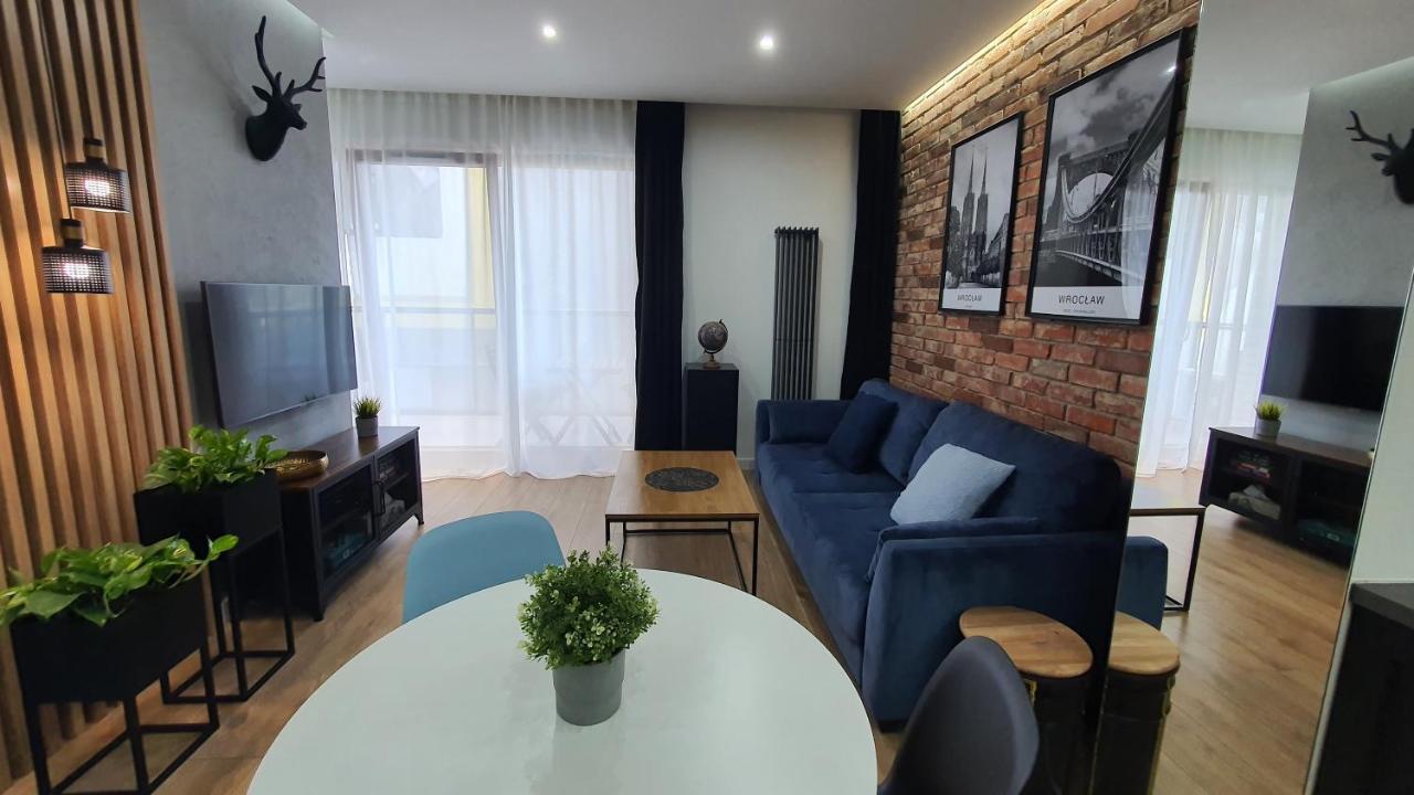 Apartament Midnight Blue Wroclaw Bagian luar foto