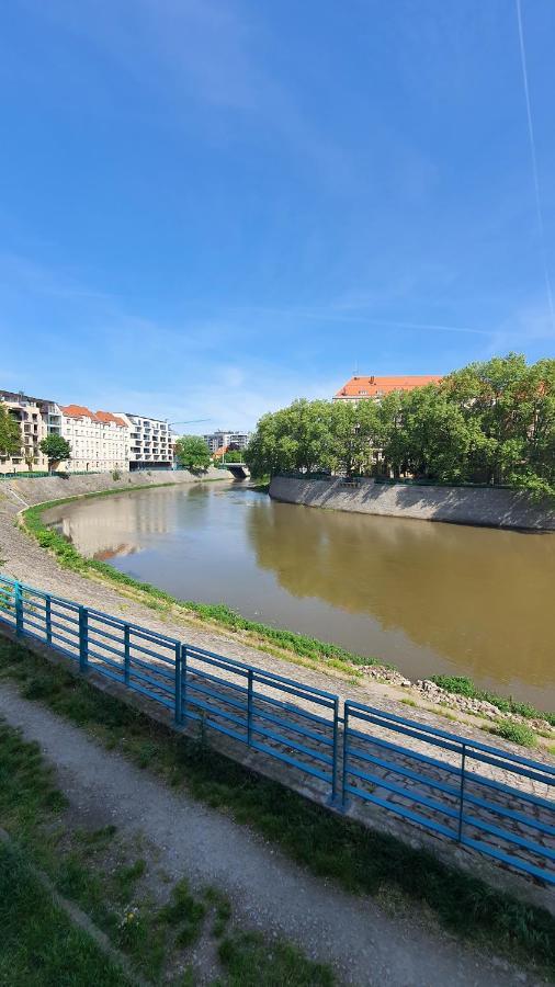 Apartament Midnight Blue Wroclaw Bagian luar foto